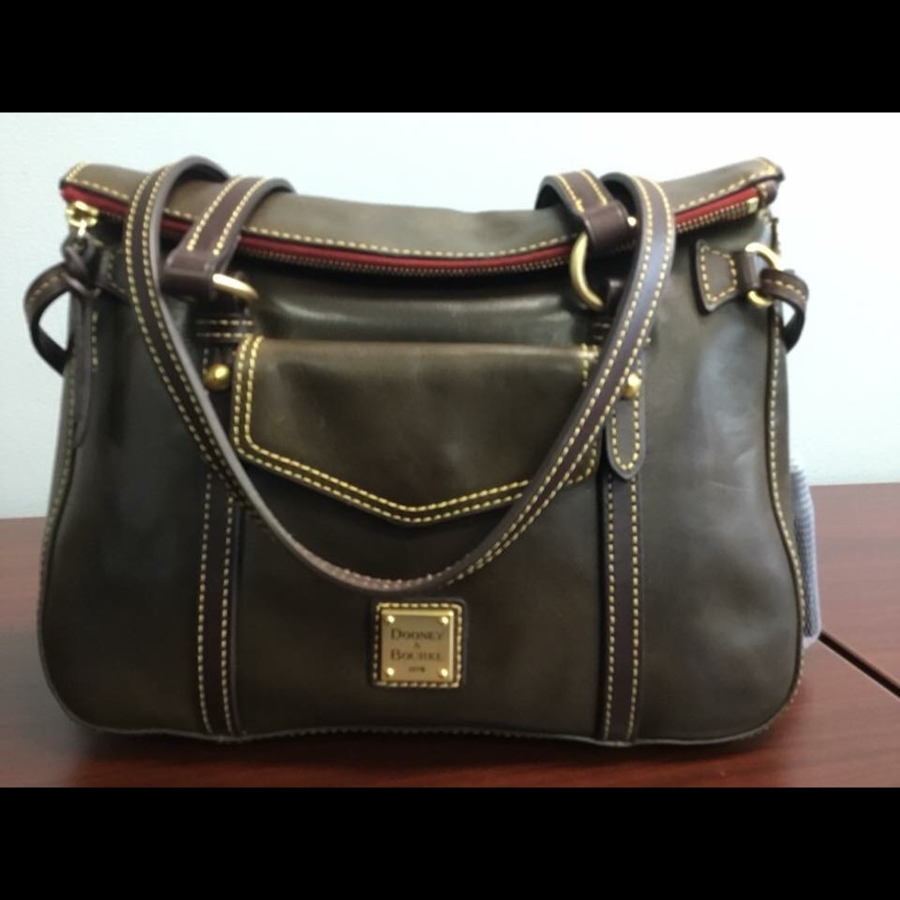 Small Dooney & Bourke Smith bag